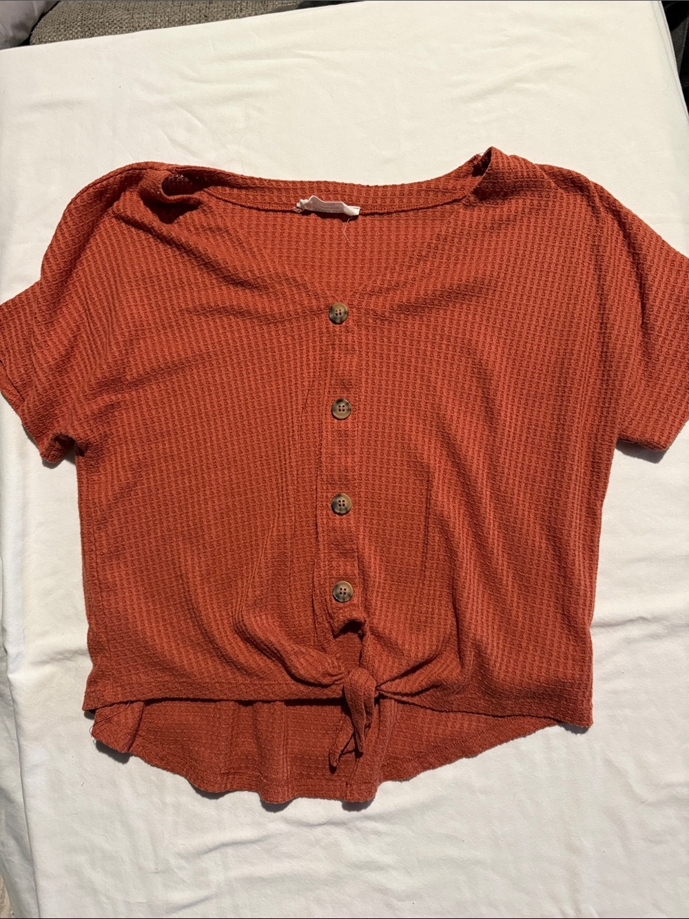 Double Zero Rust Button Front Tie-Hem Crop Top